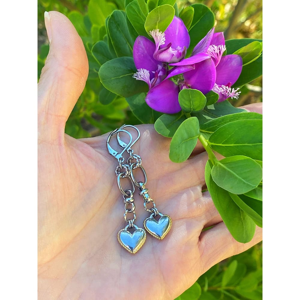 LOBERO HEART EARRINGS