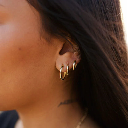 Olivia Essential Hoops
