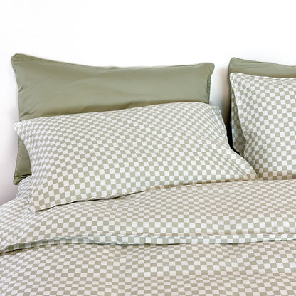 SHNUGGLE Bedding Set Sage Checker