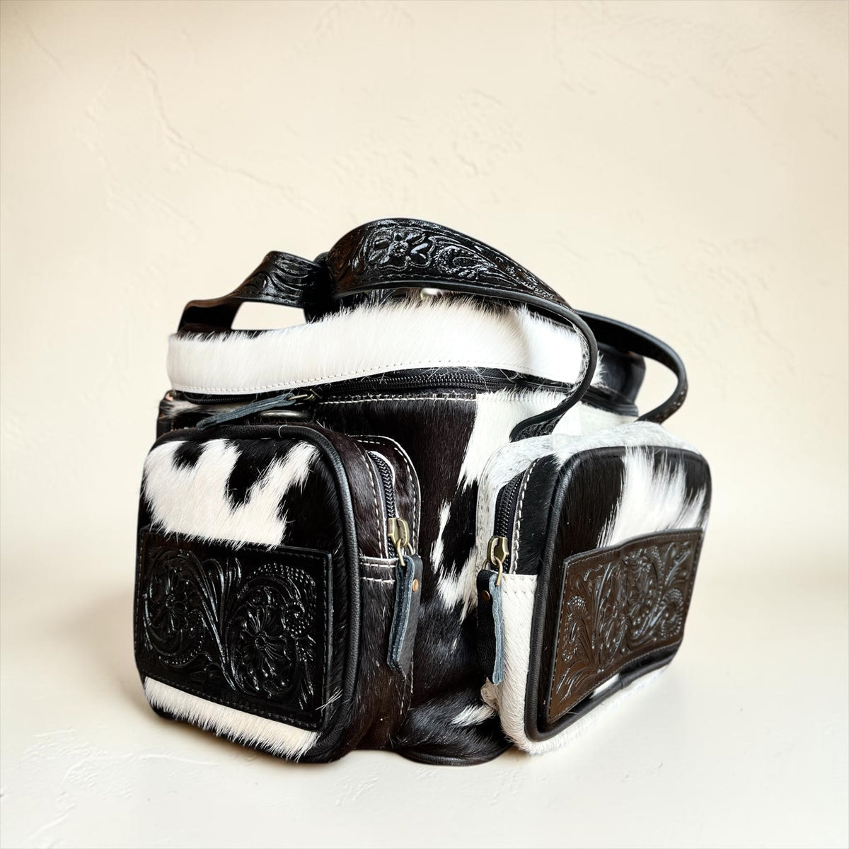 RODEO-READY BLACK LUNCH BAG