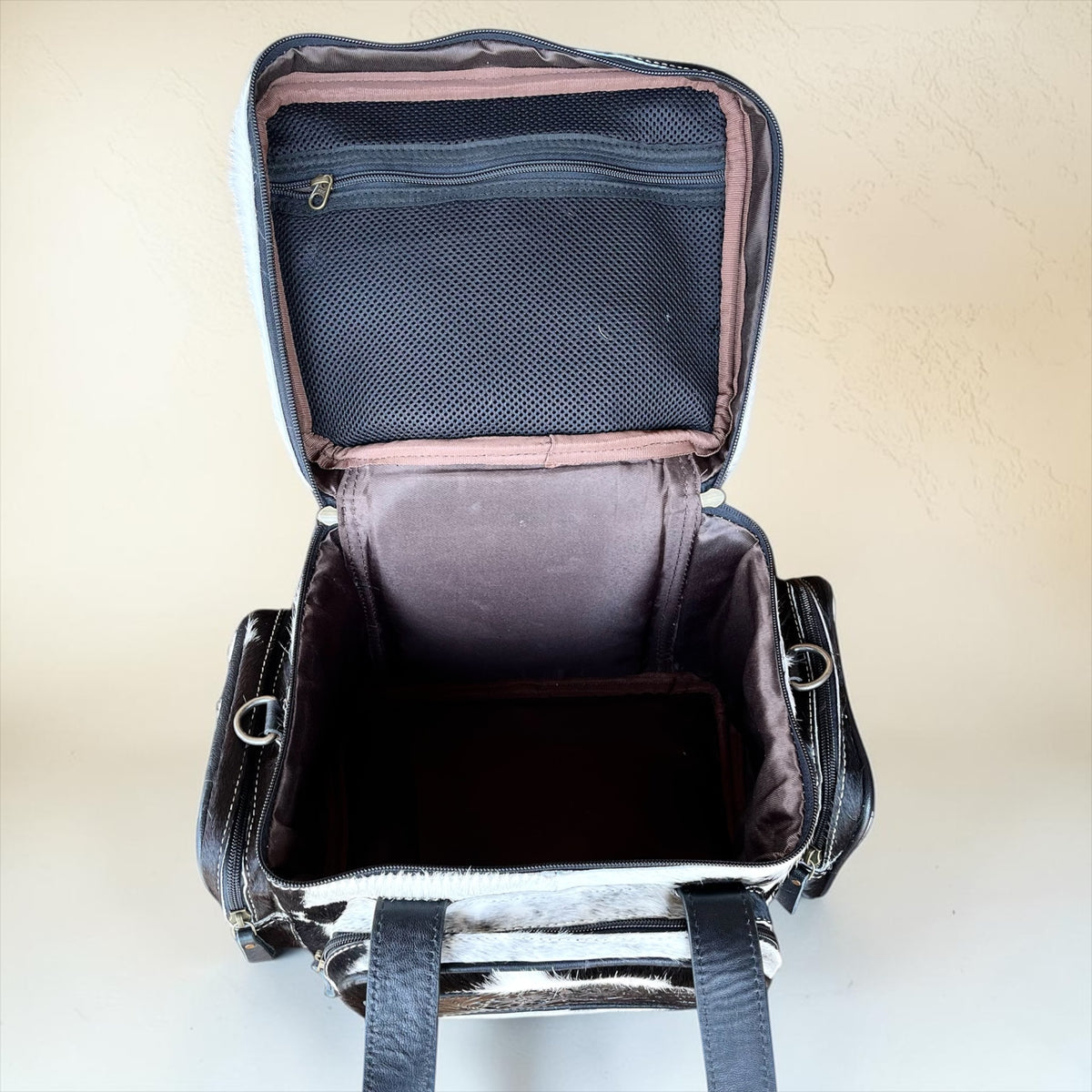 RODEO-READY BLACK LUNCH BAG