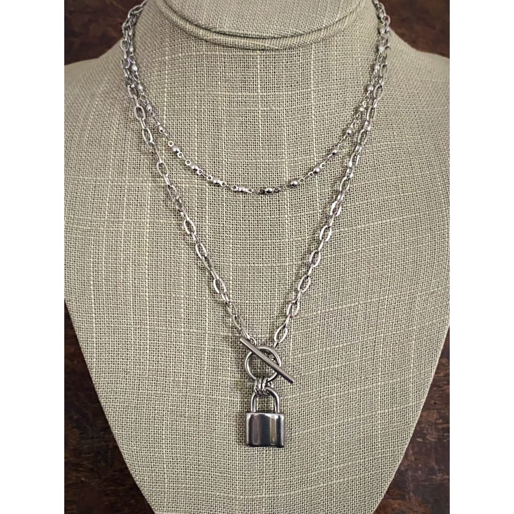 CAMDEN LOCK NECKLACE