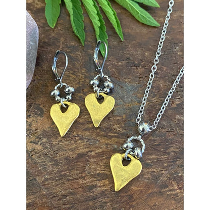RUSTIC HEART NECKLACE