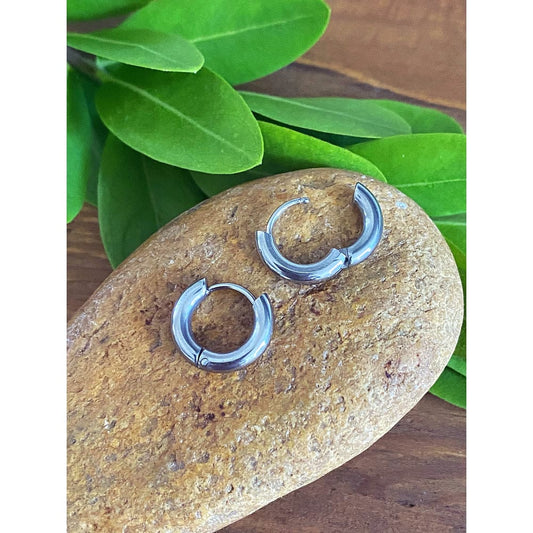 HUGGIE HOOP EARRINGS