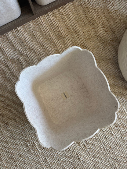 The Scalloped Bin - Original