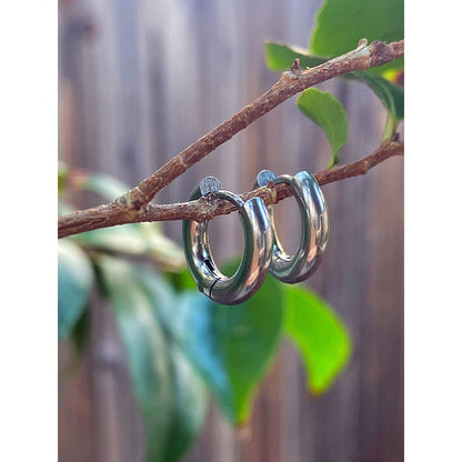 HUGGIE HOOP EARRINGS