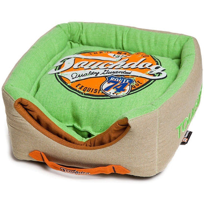 Touchdog ® 'Vintage Squared' 2-in-1 Convertible and Collapsible Dog and Cat Bed